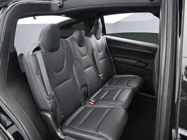 2023 Tesla Model X Standard Range