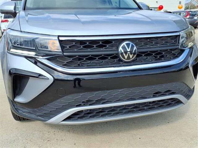 2024 Volkswagen Taos SE