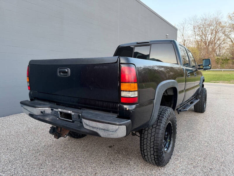 2004 GMC Sierra 2500HD SLT