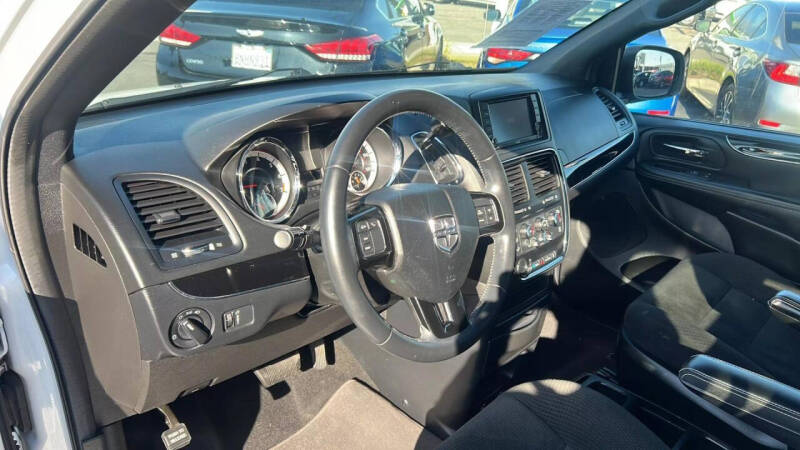 2016 Dodge Grand Caravan