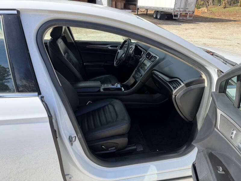 2017 Ford Fusion Hybrid SE