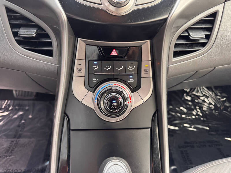 2013 Hyundai Elantra