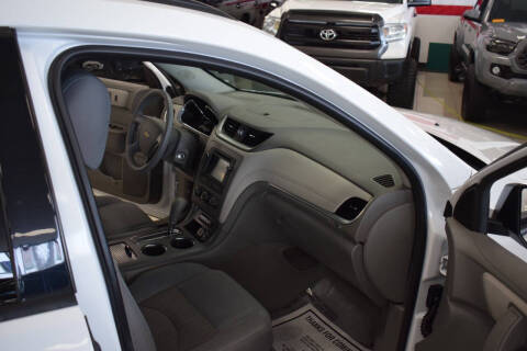 2017 Chevrolet Traverse LS