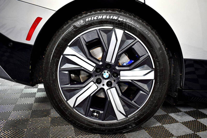 2023 BMW iX xDrive50