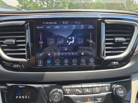 2018 Chrysler Pacifica Touring L