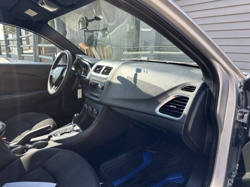 2011 Dodge Avenger Express