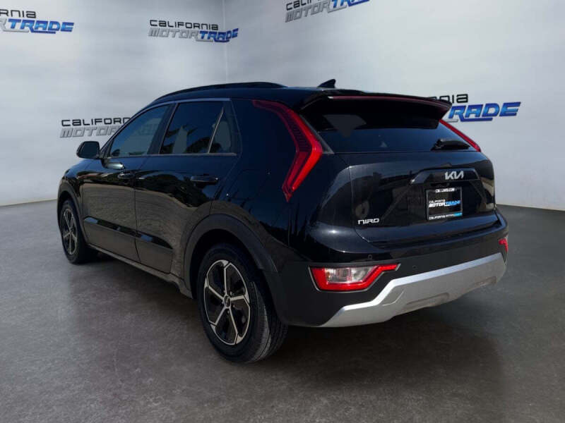 2023 Kia Niro EX