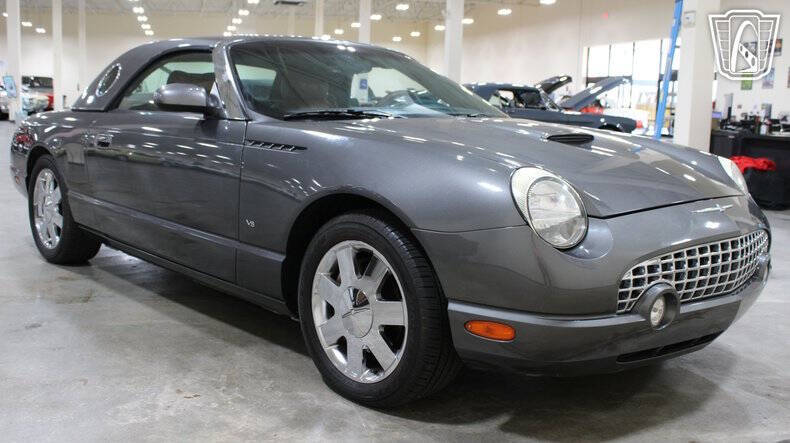 2003 Ford Thunderbird