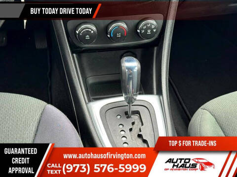 2012 Chrysler 200 LX