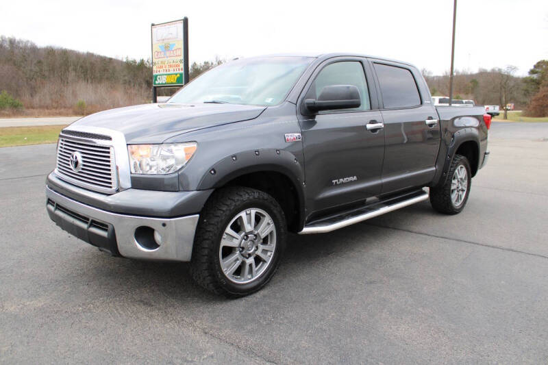 2013 Toyota Tundra Limited's photo
