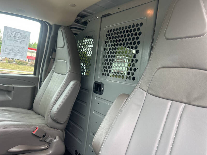2017 Chevrolet Express 2500