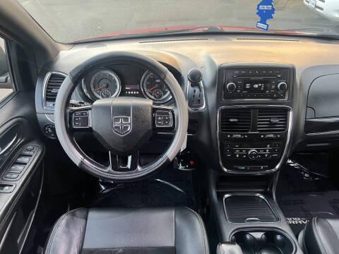 2014 Dodge Grand Caravan SXT 30th Anniversary