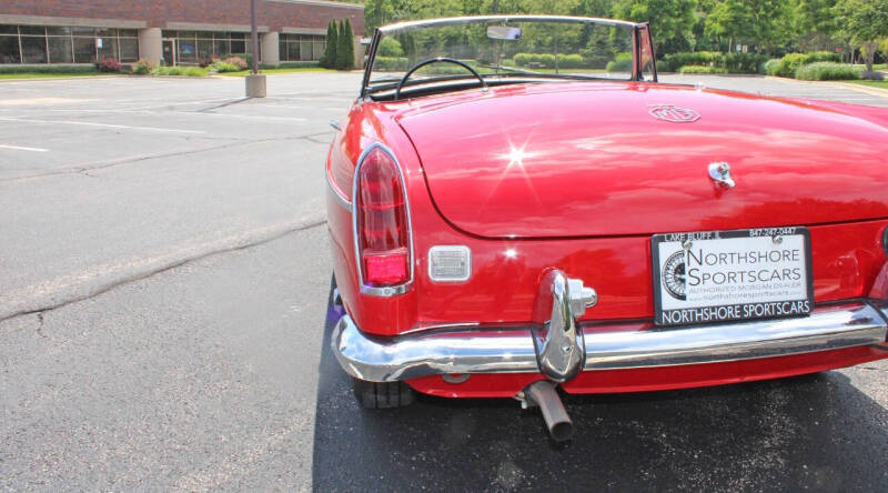 1967 MG B