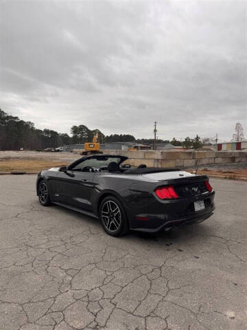 2022 Ford Mustang