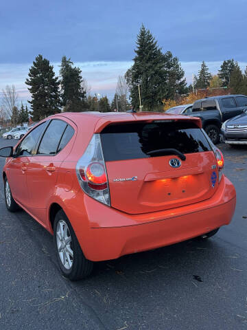 2012 Toyota Prius c Four