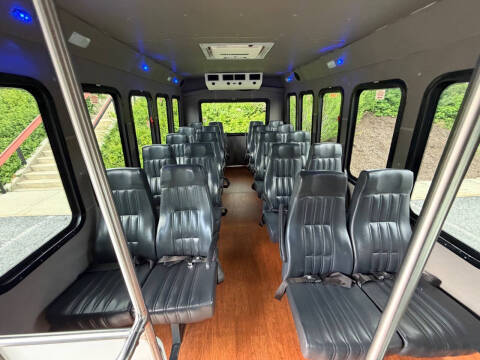 2018 Ford E-450
