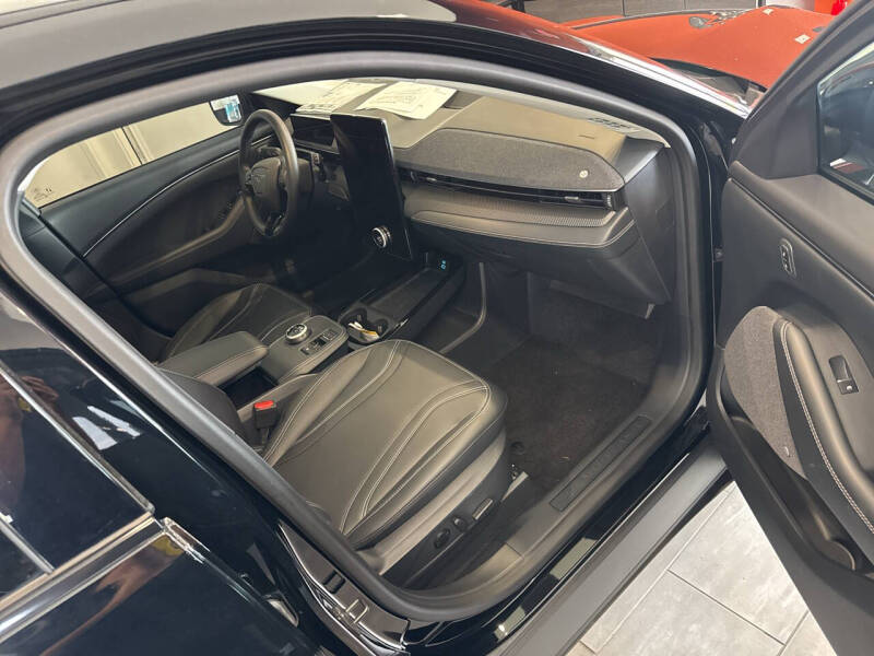 2024 Ford Mustang Mach-E Premium