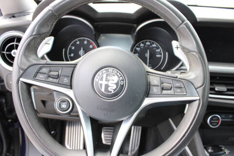 2018 Alfa Romeo Stelvio Sport