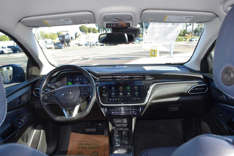 2023 Chevrolet Bolt EUV LT