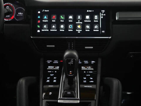 2023 Porsche Cayenne Platinum Edition