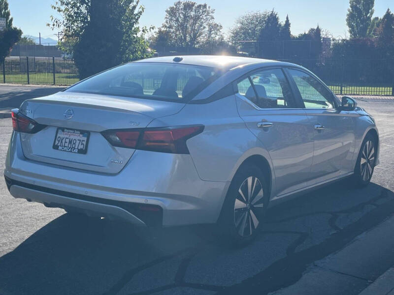 2022 Nissan Altima 2.5 SV