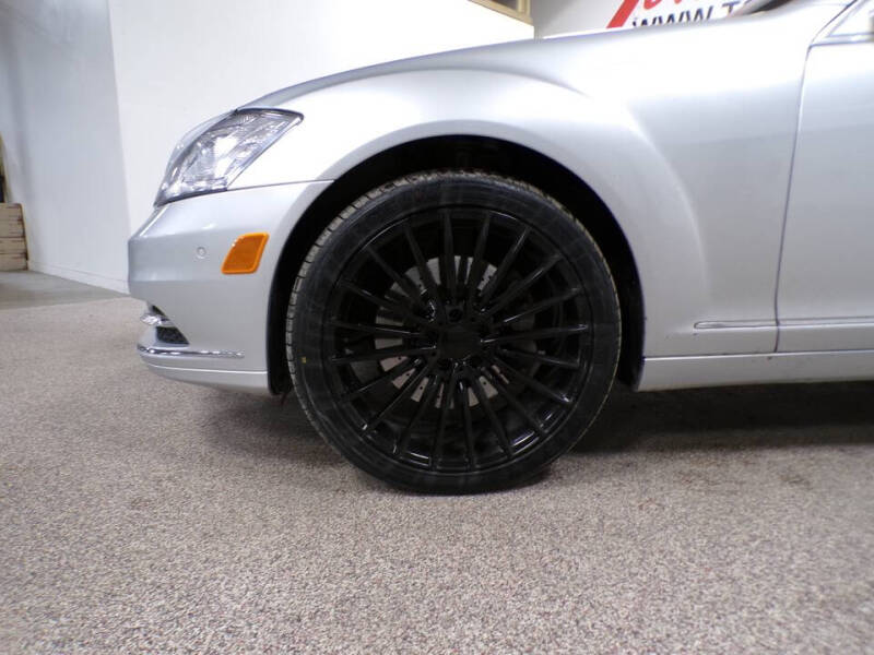 2010 Mercedes-Benz S-Class S 550 4MATIC