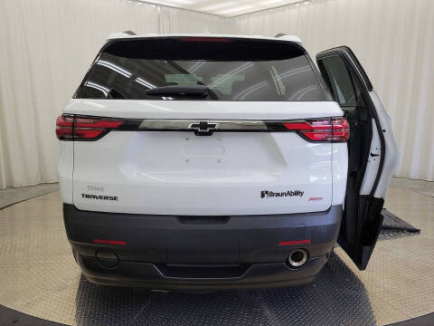 2023 Chevrolet Traverse RS