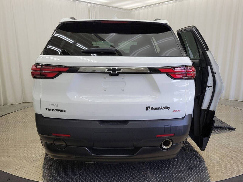 2023 Chevrolet Traverse RS