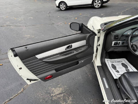 2002 Ford Thunderbird Deluxe