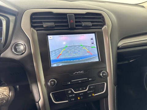 2019 Ford Fusion Hybrid SE