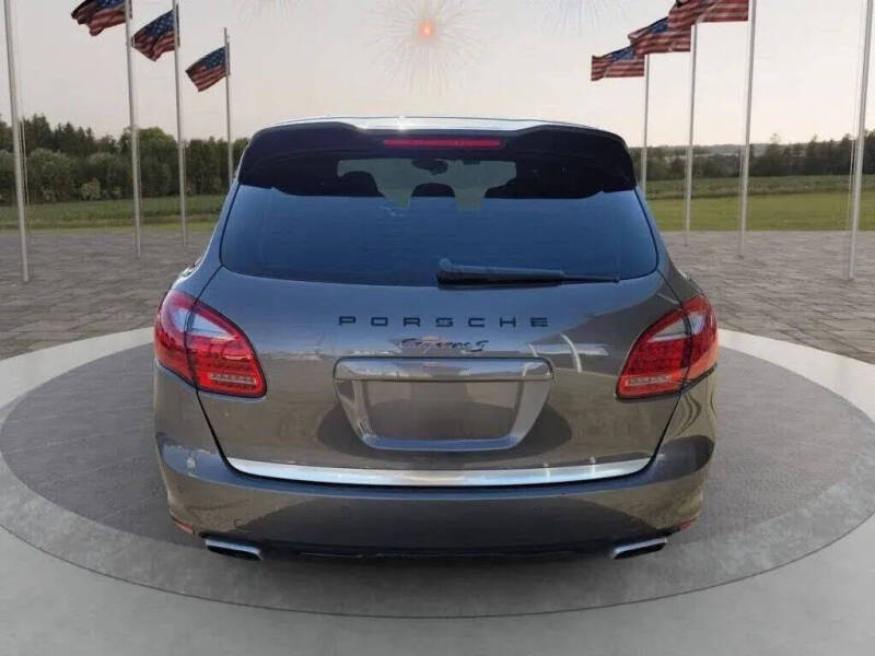 2011 Porsche Cayenne S