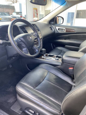 2014 Nissan Pathfinder SL