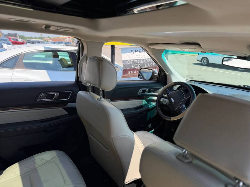 2016 Ford Explorer Platinum