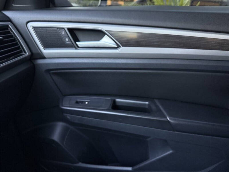 2018 Volkswagen Atlas V6 SEL 4Motion