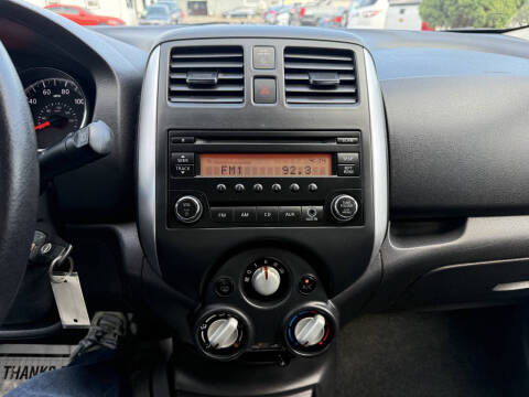 2014 Nissan Versa Note SV