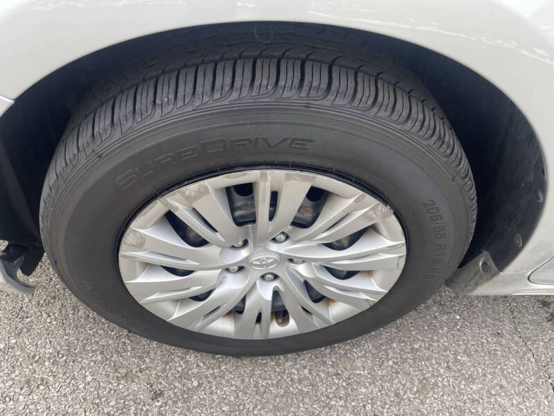 2012 Toyota Camry Hybrid LE