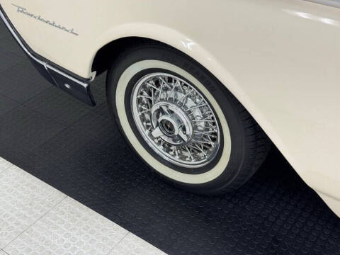 1961 Ford Thunderbird