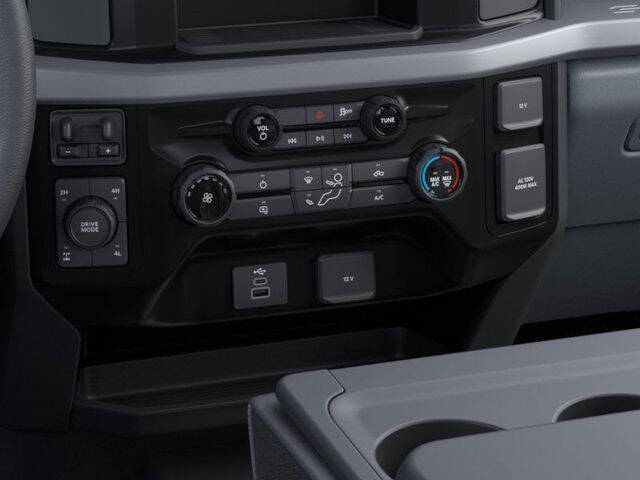 2025 Ford F-350 Super Duty XLT