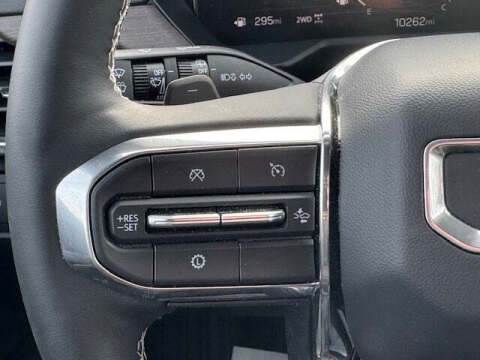 2024 GMC Acadia Denali