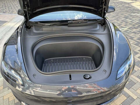 2025 Tesla Model 3 Long Range