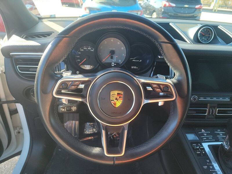 2019 Porsche Macan S