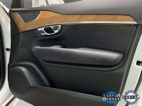 2025 Volvo XC90 B6 Plus Bright Theme 7P