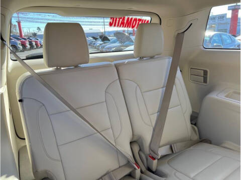 2020 GMC Acadia Denali