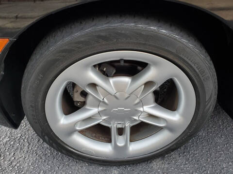 2004 Chevrolet SSR LS