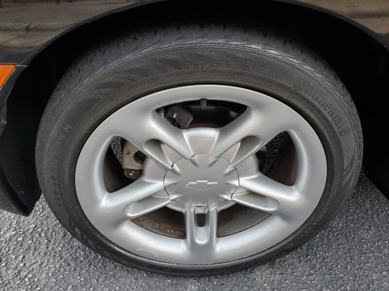 2004 Chevrolet SSR LS