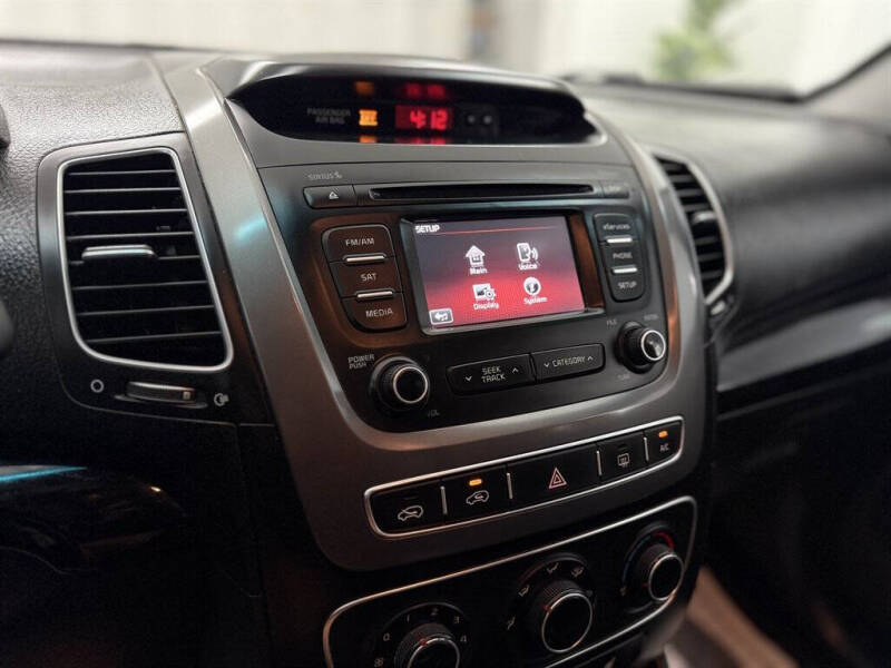 2014 Kia Sorento LX