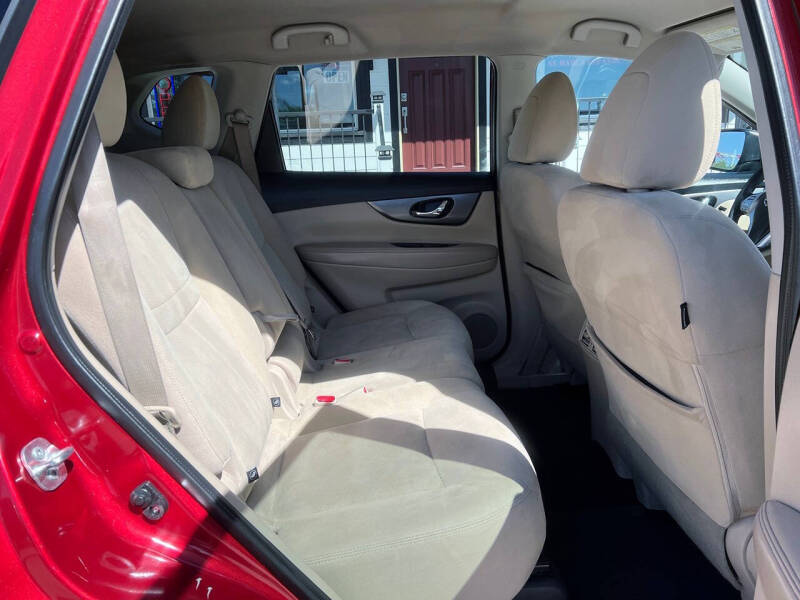 2016 Nissan Rogue S
