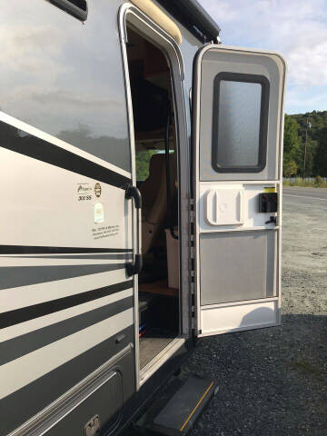 2011 Coachmen Concord