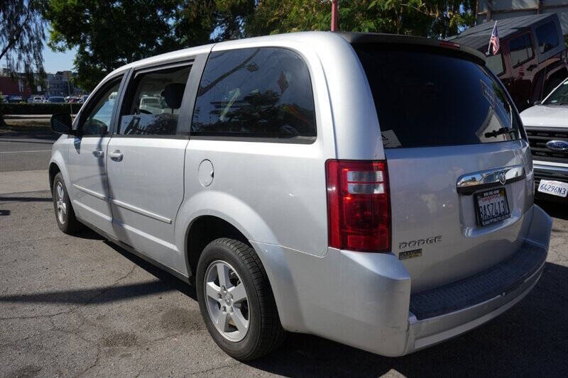 2010 Dodge Grand Caravan SE