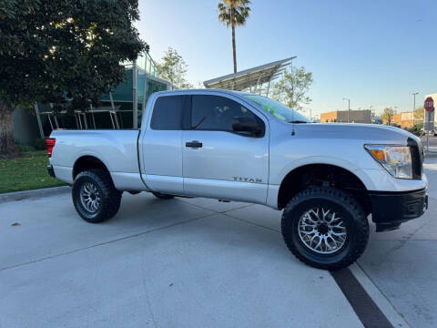 2017 Nissan Titan S
